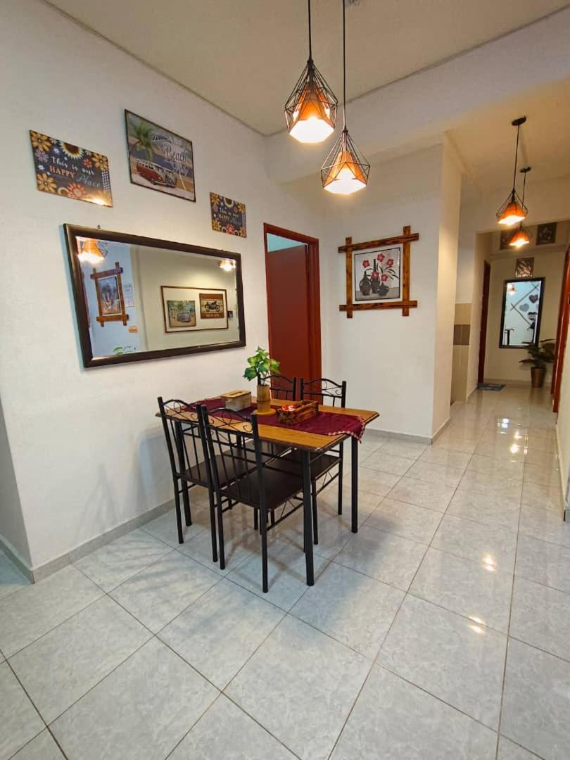 Homestay Budget Kuala Terengganu Tulipsia House Kültér fotó